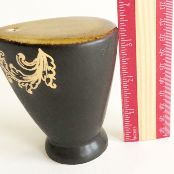 Salt & Pepper Shaker Modernist Tapered Tear Drop Stoneware Black Brown Scroll - Picture 11 of 12